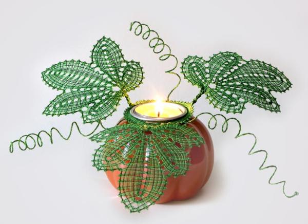 657 Klöppelbrief "Kürbisgrün" für Teelichthalter